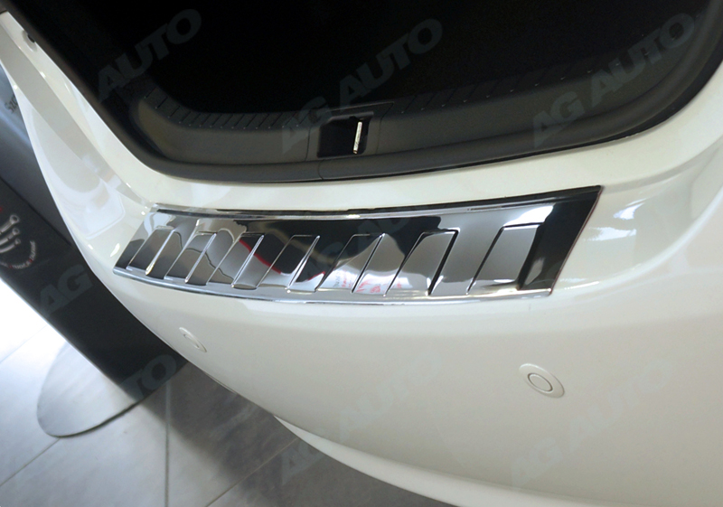 Profilowana nakładka na zderzak, Toyota Corolla E16, 2013
